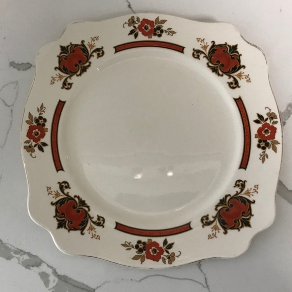 Vintage Royal Staffordshire Art Deco China “Betsy” Luncheon  Salad Cake Plate - Picture 2 of 7